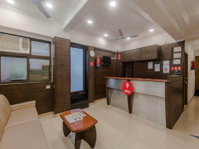 Oyo Flagship 572 Santacruz West Hotel มุมไบ ภายนอก รูปภาพ