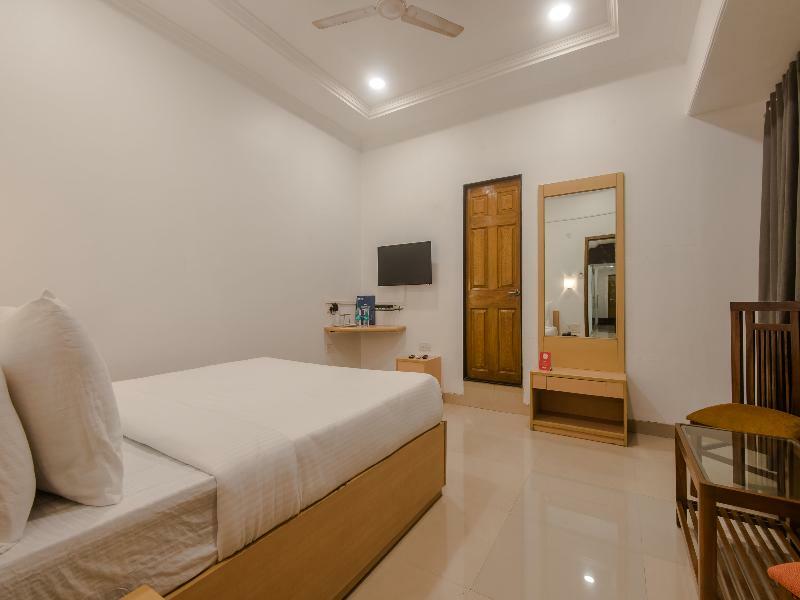 Oyo Flagship 572 Santacruz West Hotel มุมไบ ภายนอก รูปภาพ