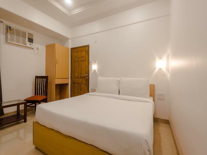 Oyo Flagship 572 Santacruz West Hotel มุมไบ ภายนอก รูปภาพ