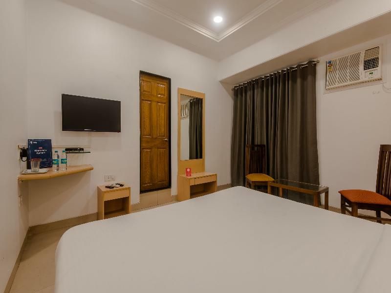 Oyo Flagship 572 Santacruz West Hotel มุมไบ ภายนอก รูปภาพ